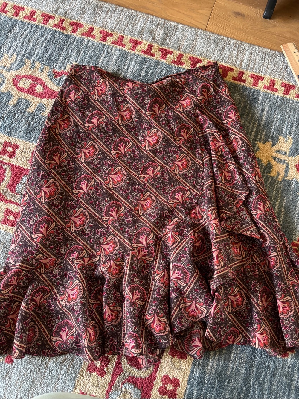 Vintage ATL studio wool above the knee skirt